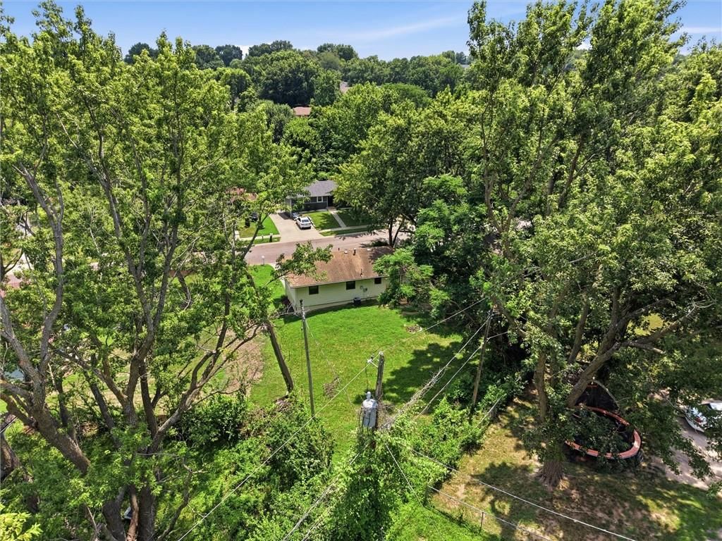 1822 N Grove Drive — photo 38
