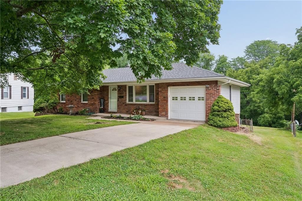3603 S Claremont Avenue — photo 2