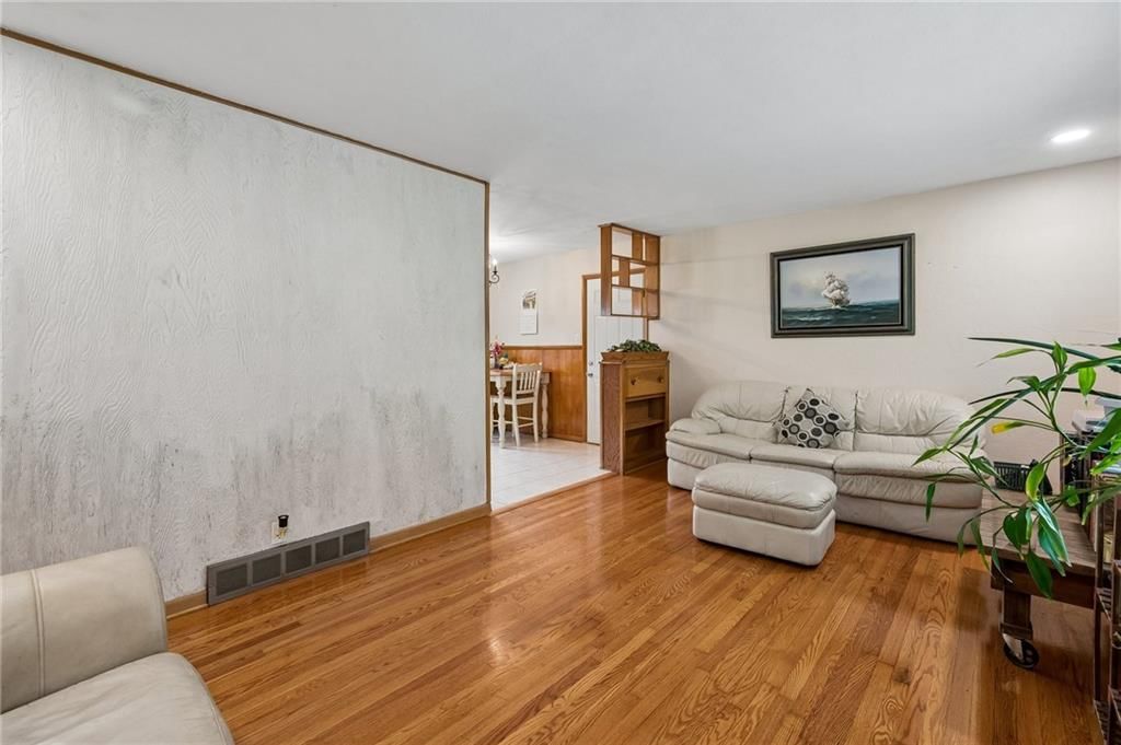 3603 S Claremont Avenue — photo 5