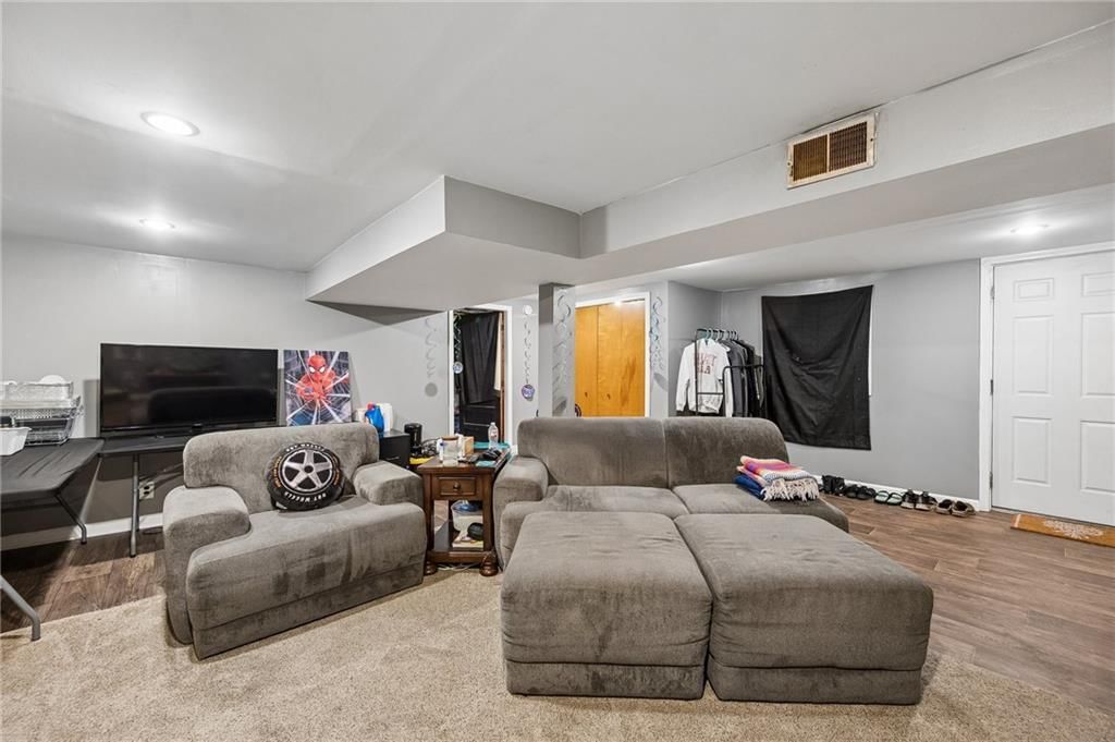 3603 S Claremont Avenue — photo 22