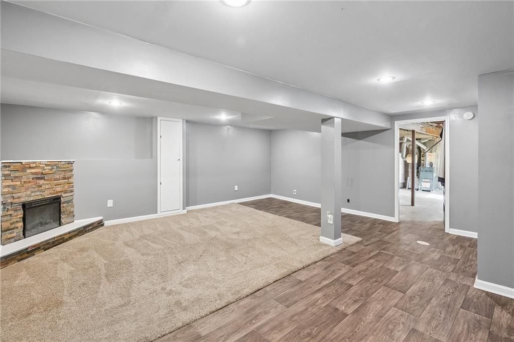 3603 S Claremont Avenue — photo 32