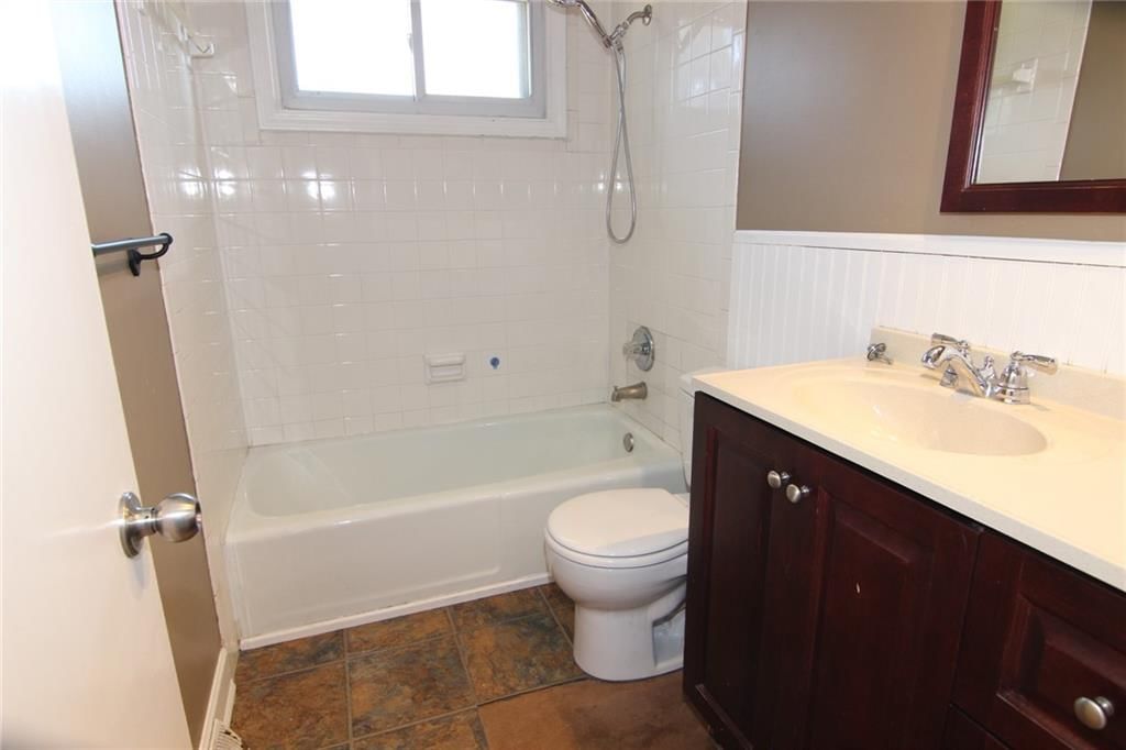 11204 W 51st Terrace — photo 7