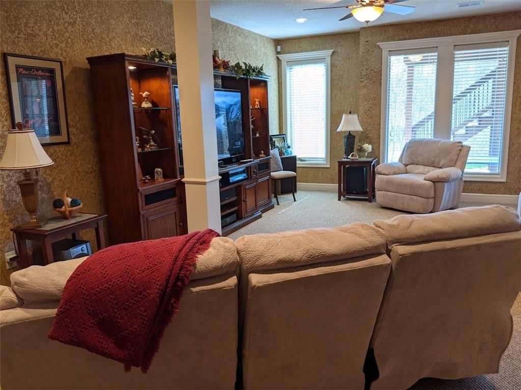 7825 N Kirkwood Avenue — photo 50