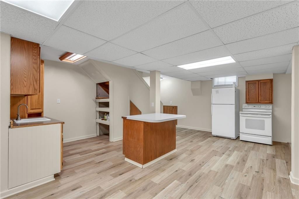1609 N 1600 Road — photo 36
