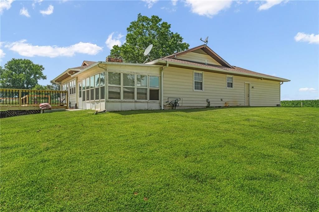 1609 N 1600 Road — photo 53