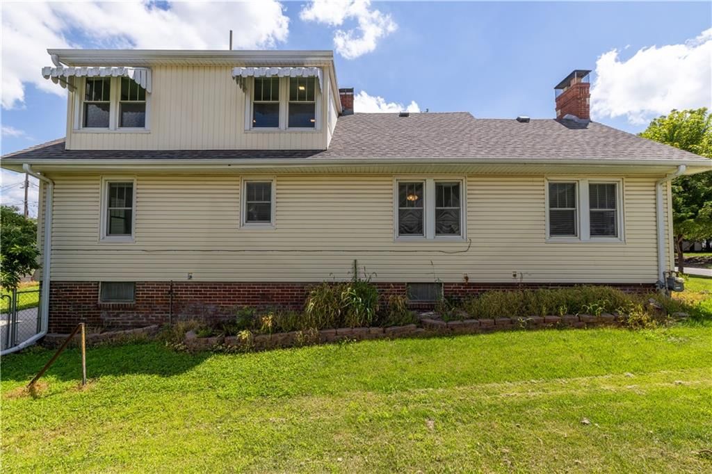 2501 Penn Street — photo 44