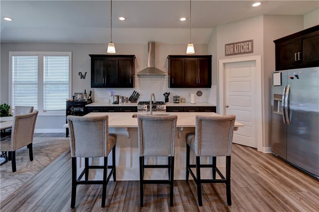 1821 NE Ravenwood Drive — photo 6