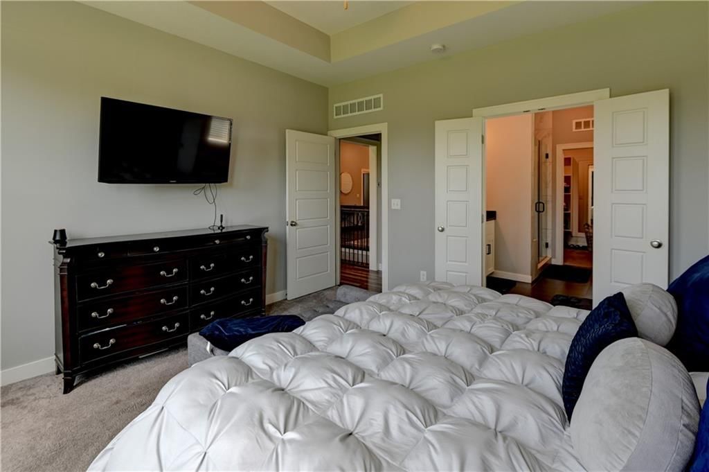 1821 NE Ravenwood Drive — photo 12