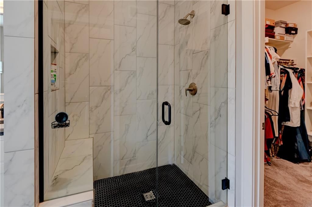 1821 NE Ravenwood Drive — photo 16