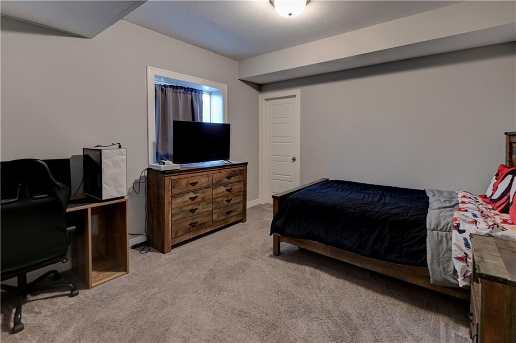 1821 NE Ravenwood Drive — photo 28