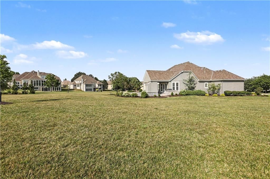 10008 N Revere Court — photo 39