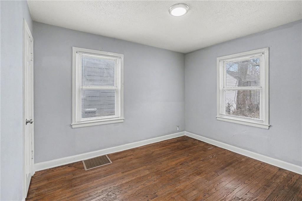 1434 E 80th Street — photo 10