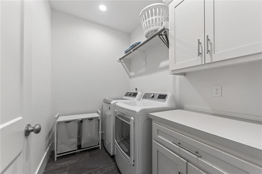 2309 NE Colonnade Avenue — photo 33
