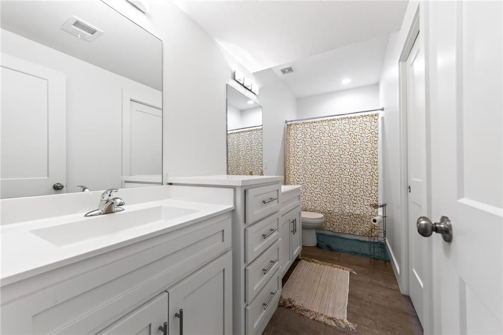2309 NE Colonnade Avenue — photo 48