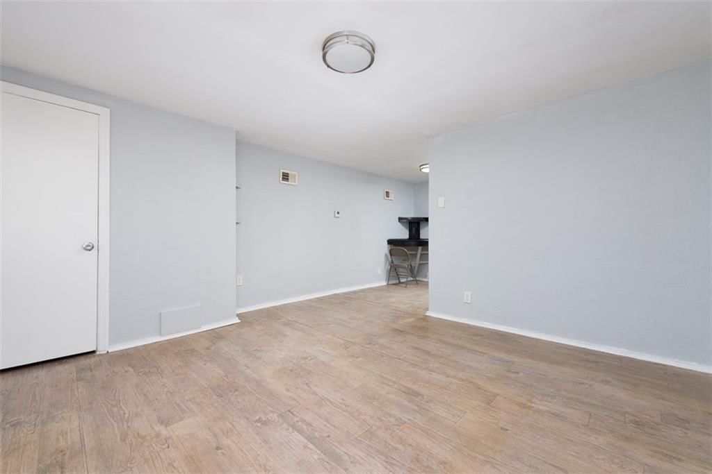 724 N Noland Road — photo 13