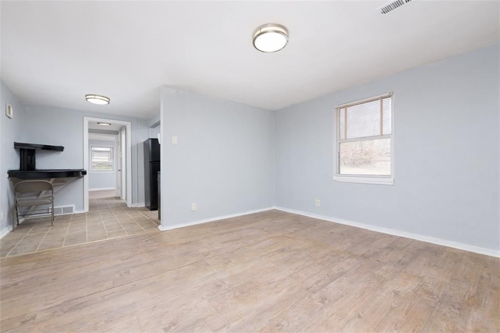 724 N Noland Road — photo 14