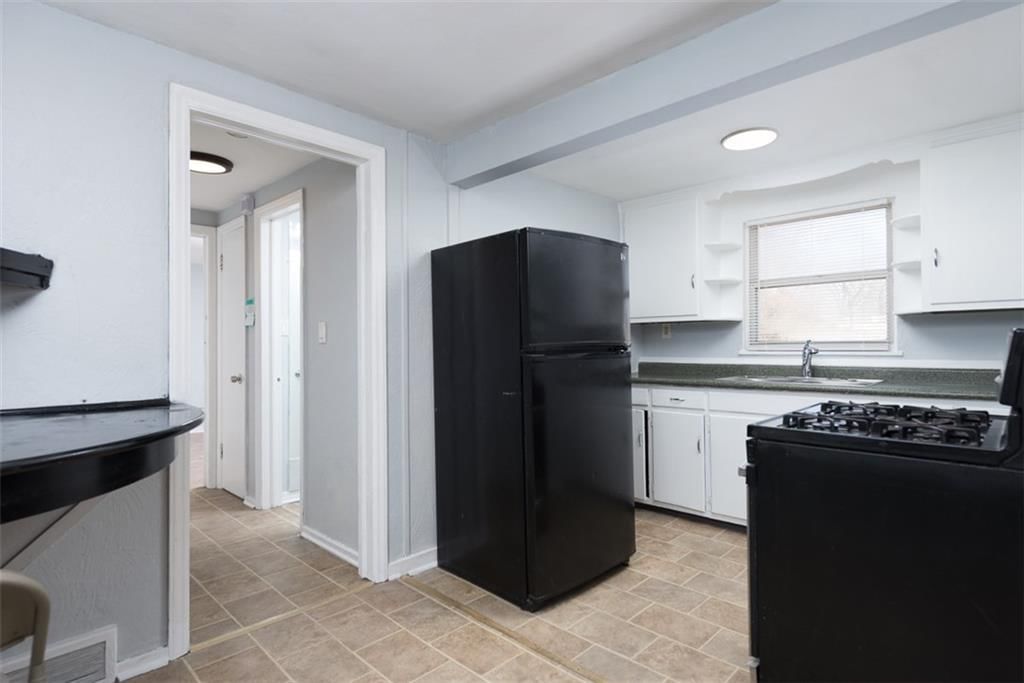 724 N Noland Road — photo 16
