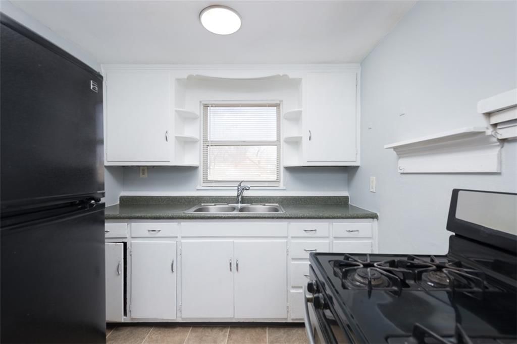 724 N Noland Road — photo 17