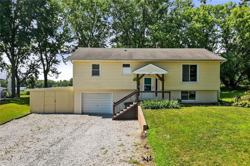 605 S Westview Drive — photo 1