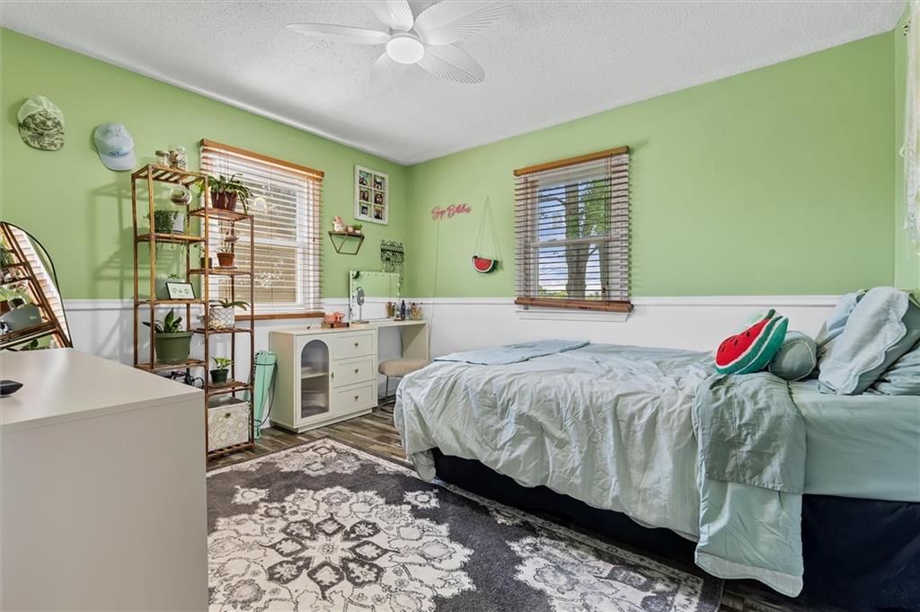 605 S Westview Drive — photo 13