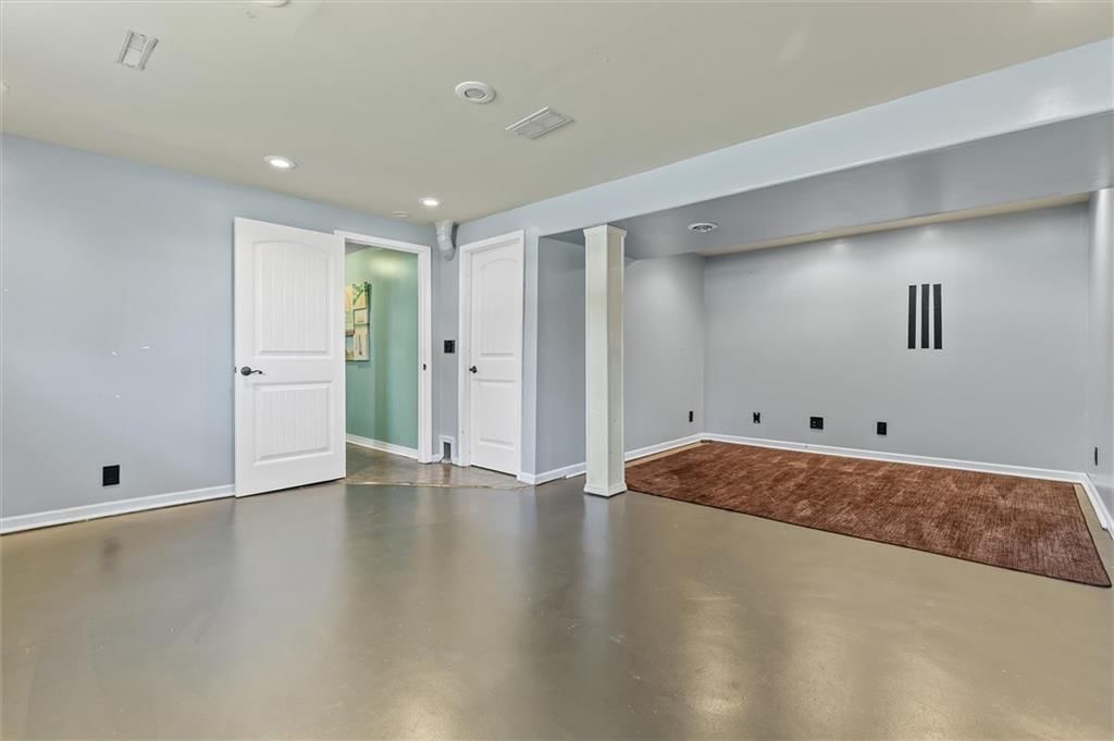 605 S Westview Drive — photo 21