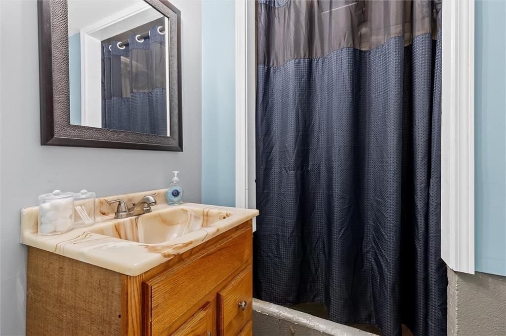 605 S Westview Drive — photo 23