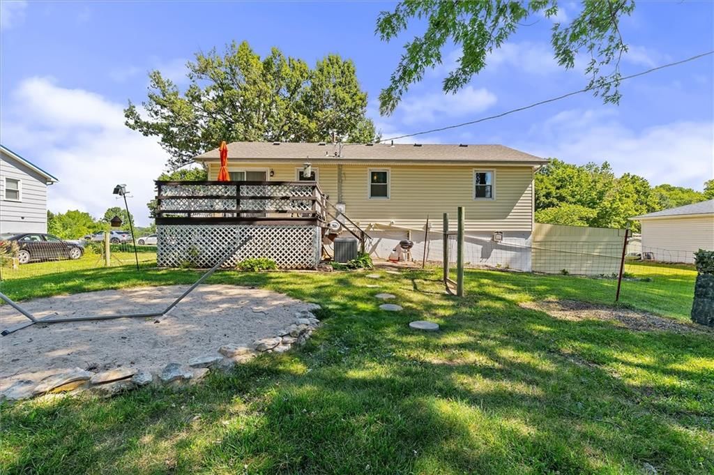 605 S Westview Drive — photo 27