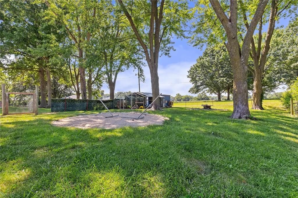 605 S Westview Drive — photo 29