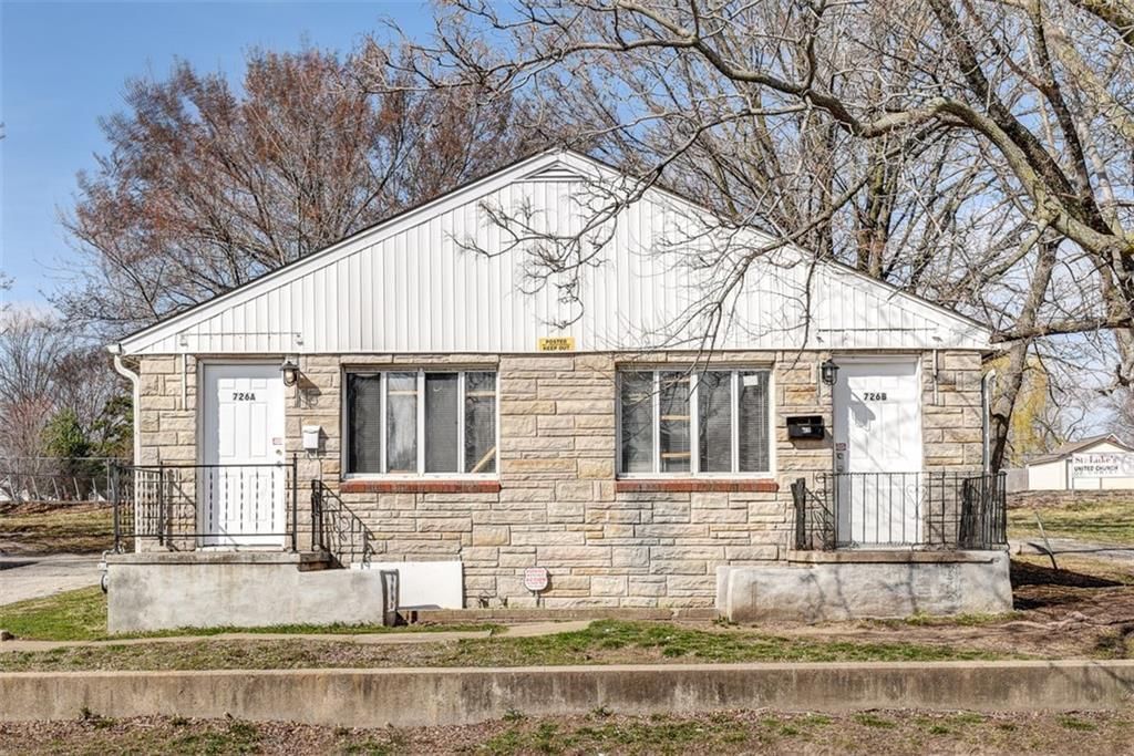 726 N Noland Road — photo 5