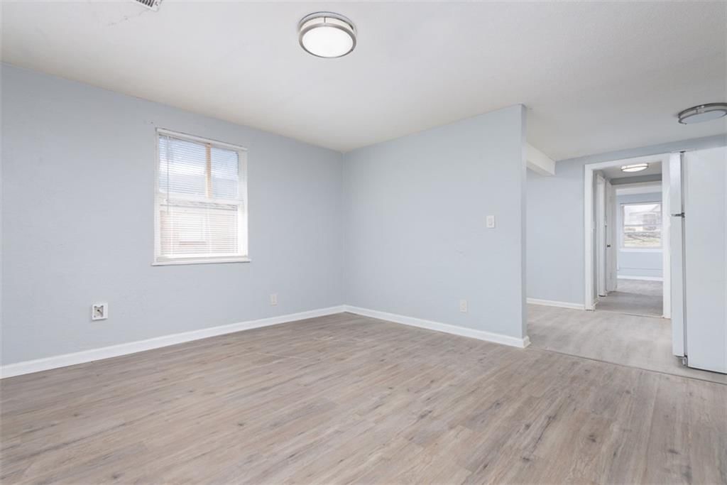 726 N Noland Road — photo 18