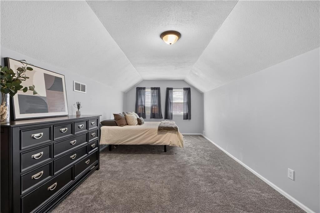 7815 Haskell Avenue — photo 17