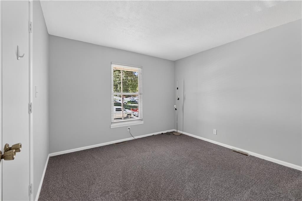 7815 Haskell Avenue — photo 20