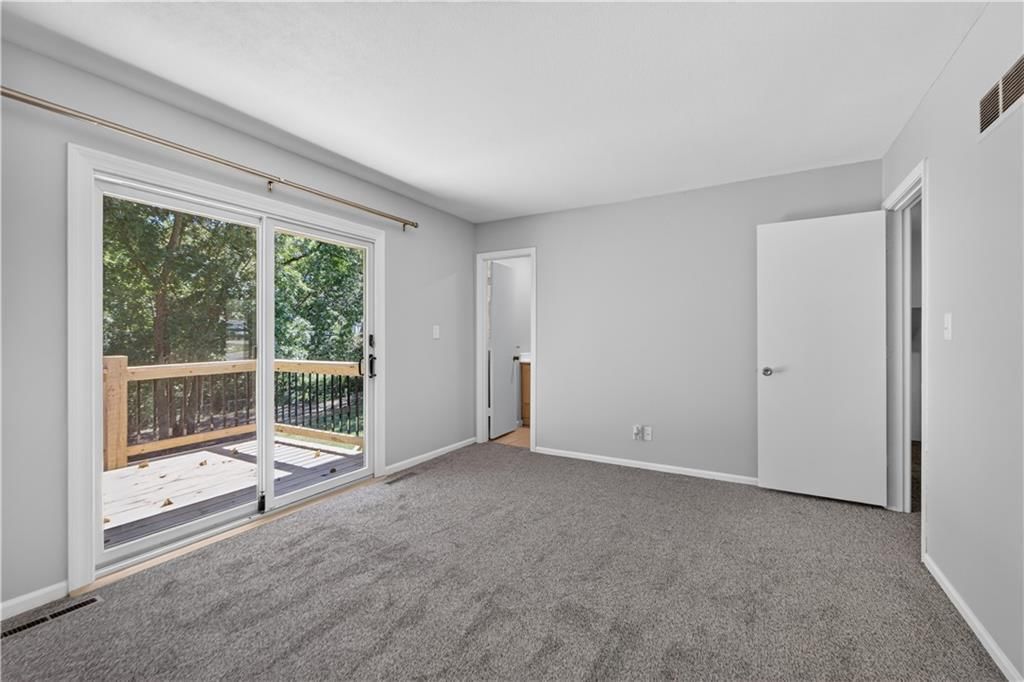 7815 Haskell Avenue — photo 25
