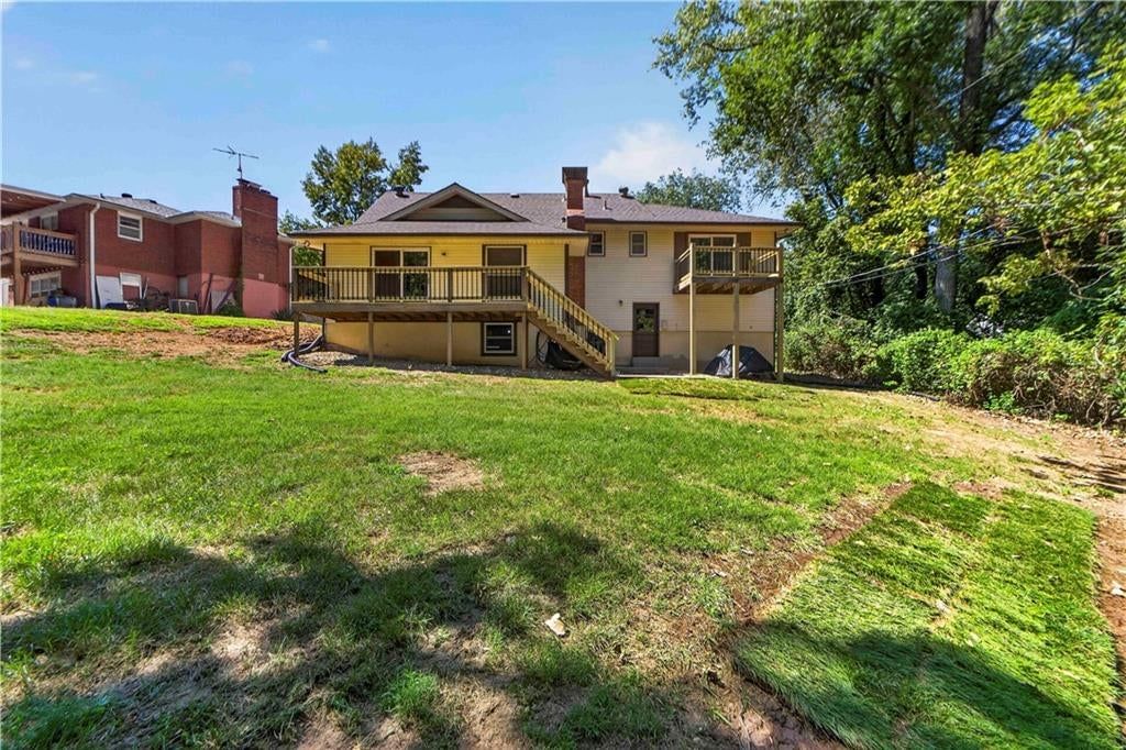 7815 Haskell Avenue — photo 32