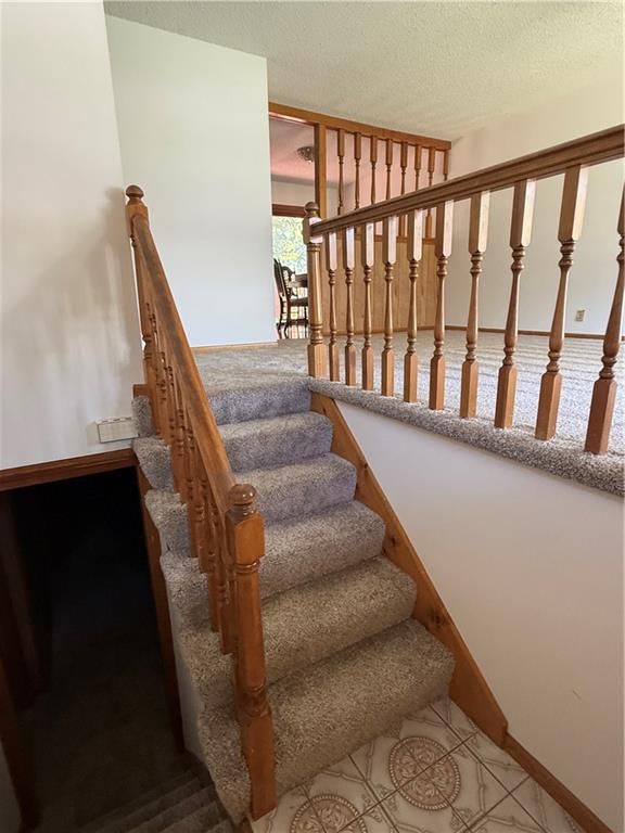 Photo 6 of 26 - 8512 E 91st Street, Kansas City, MO 64138