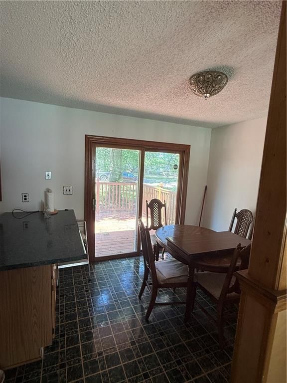 Photo 7 of 26 - 8512 E 91st Street, Kansas City, MO 64138
