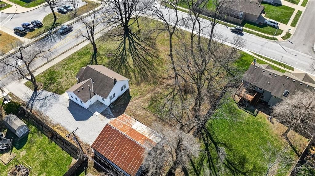 1490 NE Independence Avenue, Lee's Summit, MO: listing photo 2