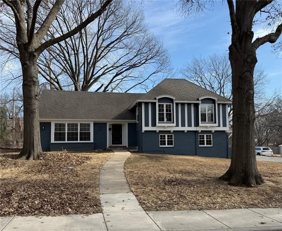 8117 Granada Road — photo 1