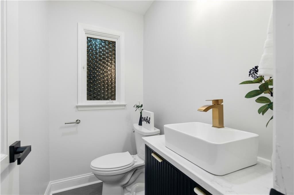 8117 Granada Road — photo 12