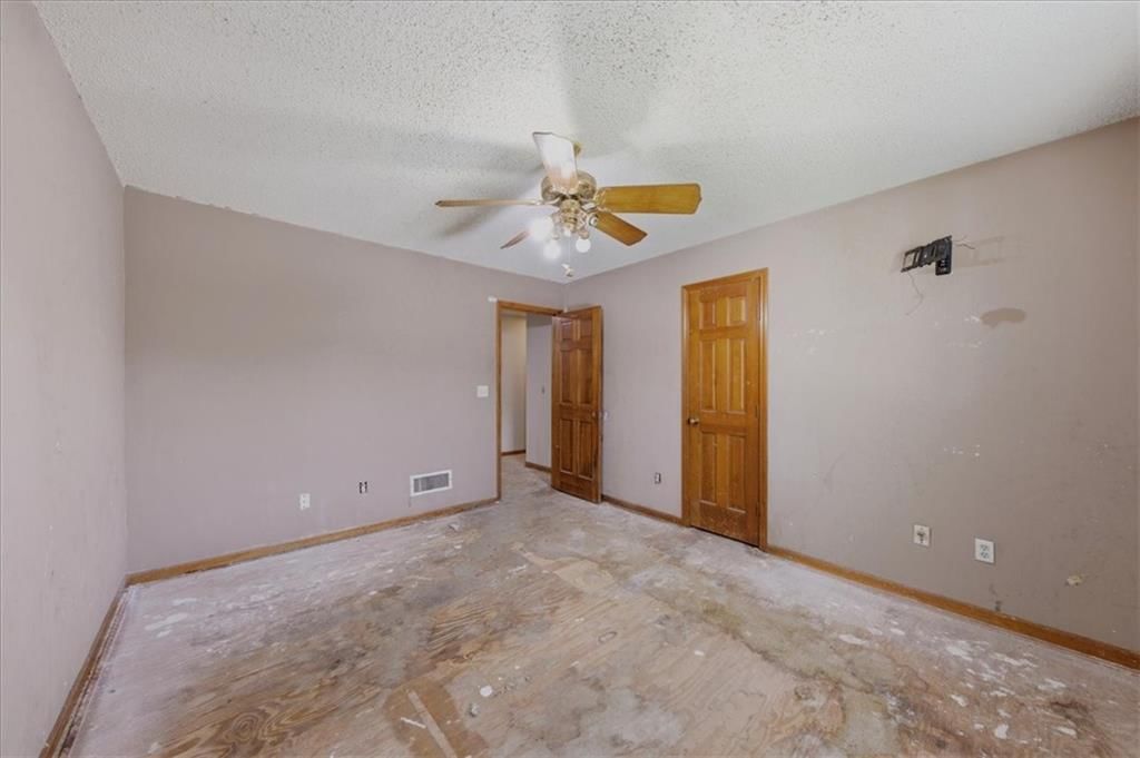 2227 SW Park avenue Circle — photo 17