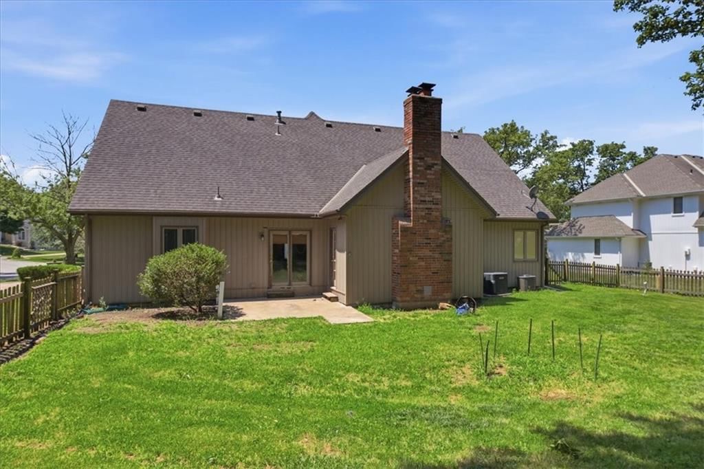 2227 SW Park avenue Circle — photo 31