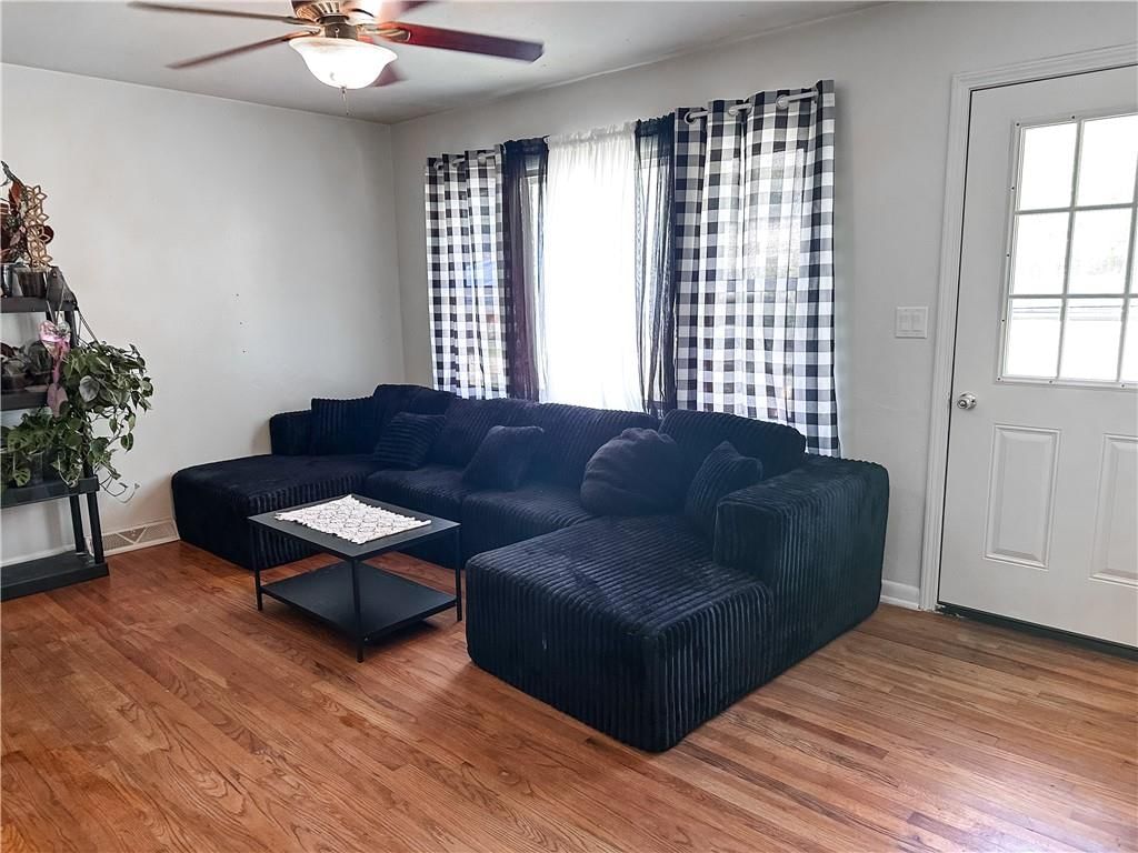 315 Wilson Street — photo 5