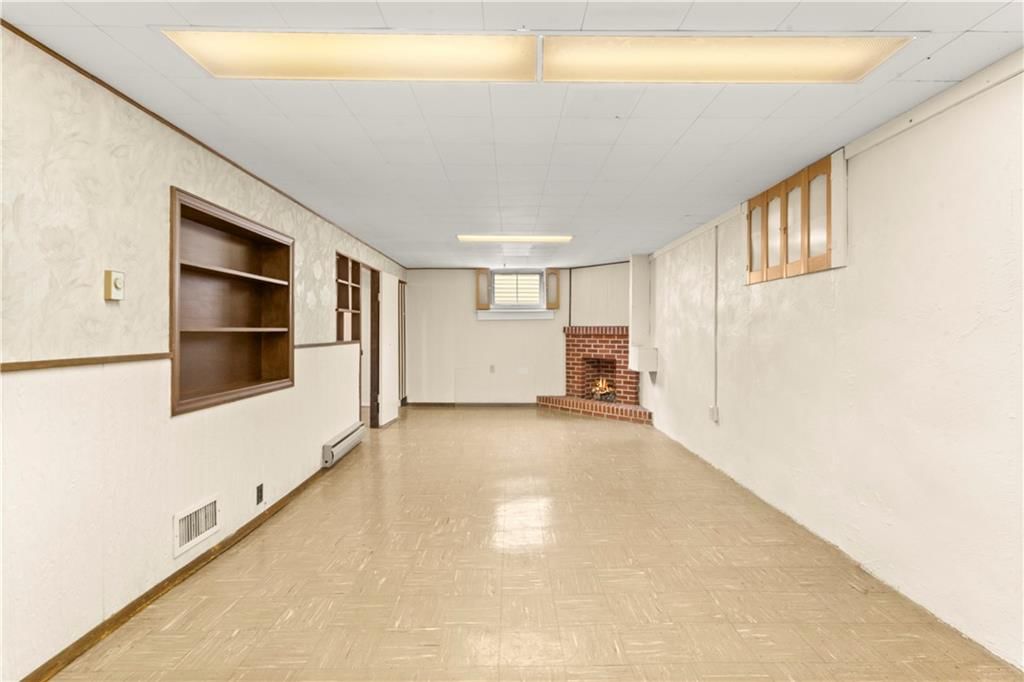 3917 S Spring Street — photo 27