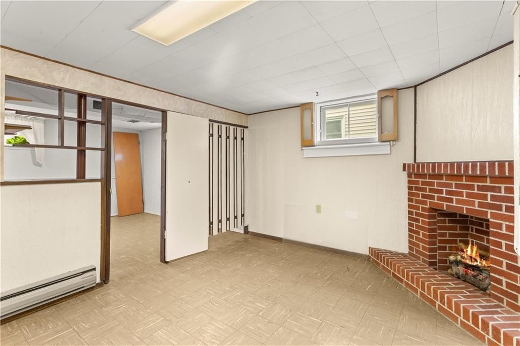 3917 S Spring Street — photo 28