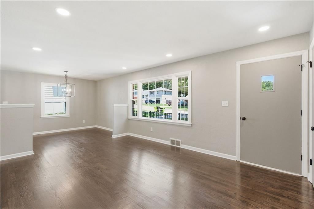6012 Goodman Street — photo 4
