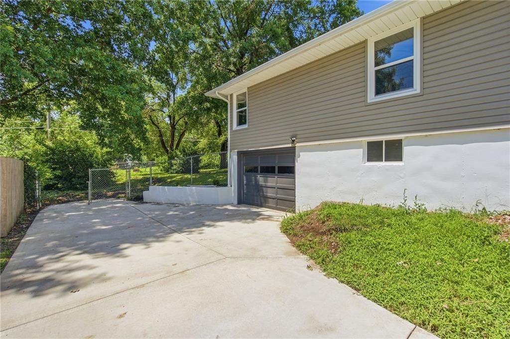 6012 Goodman Street — photo 21