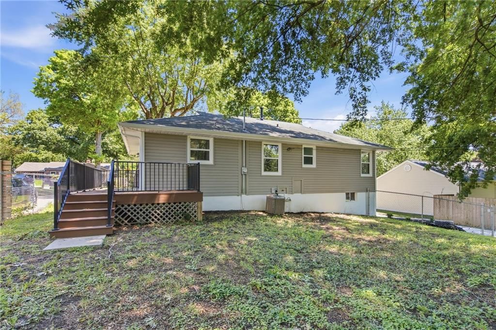 6012 Goodman Street — photo 23