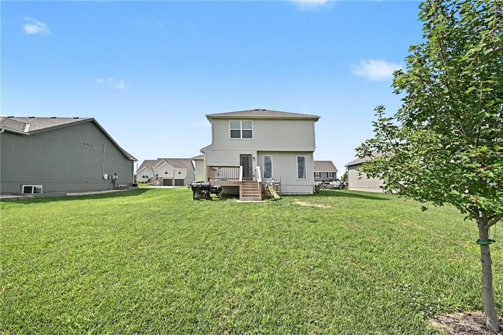 10294 Lucca Lane — photo 5