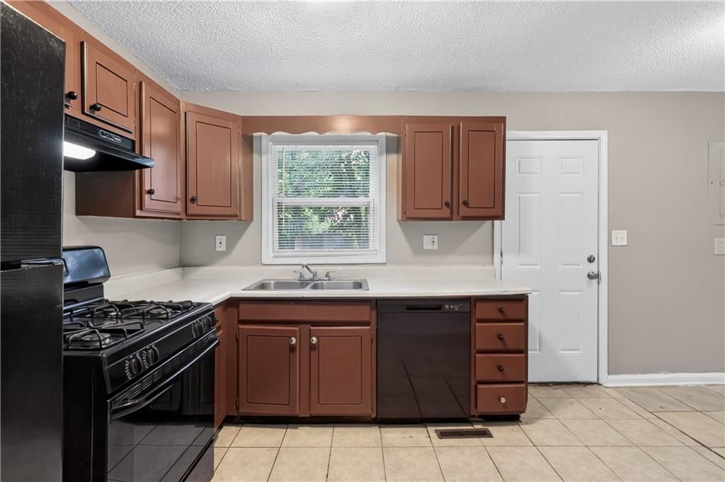 6014 Corona Avenue — photo 11