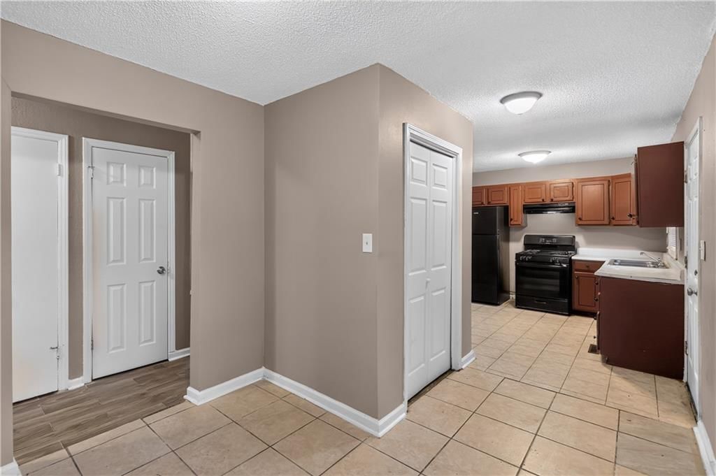 6014 Corona Avenue — photo 14